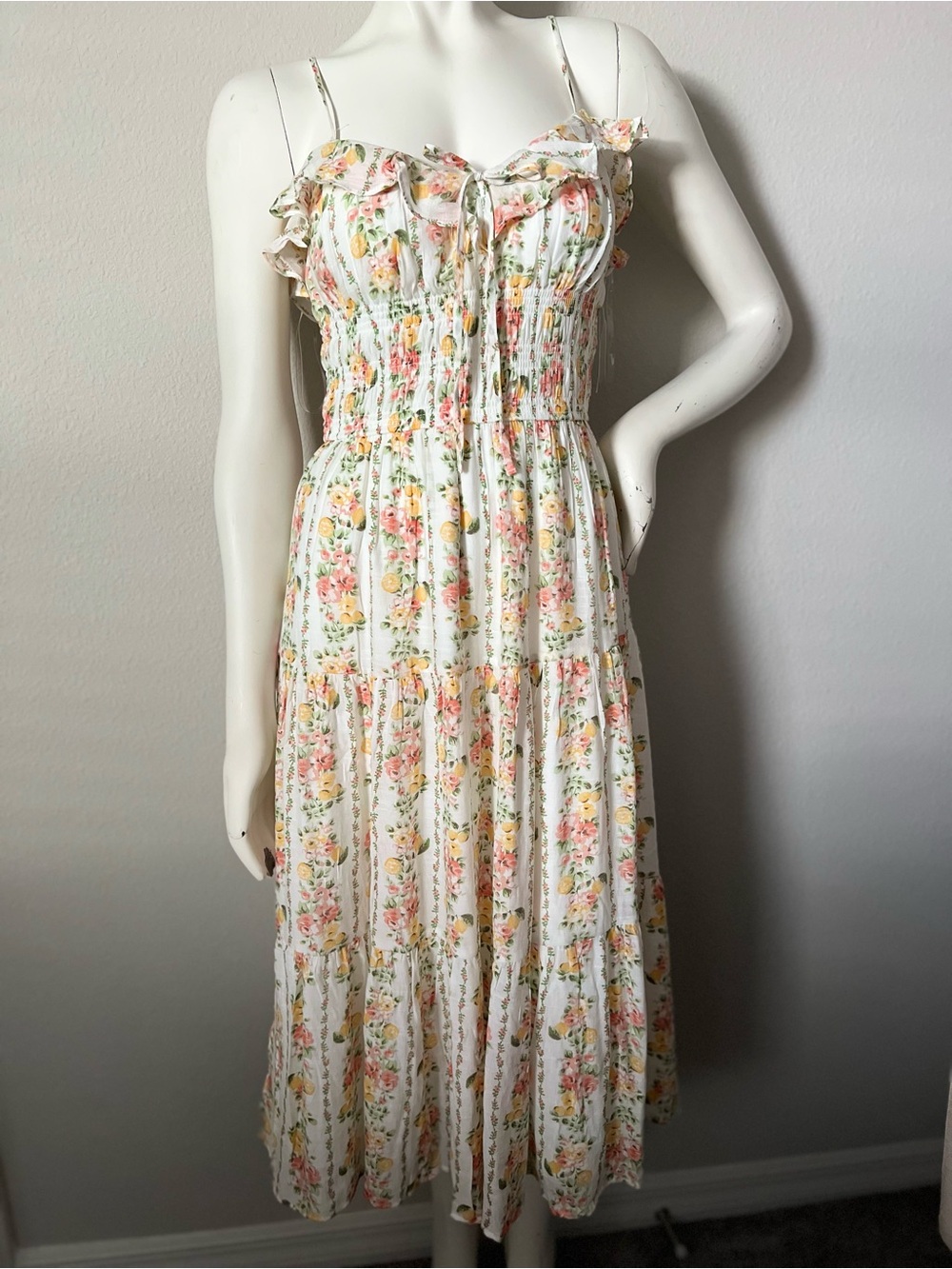 NWT Trixxi Floral Midi Dress Size Small